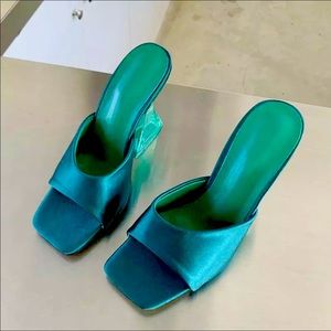 Sale New Karen green open toe heels
